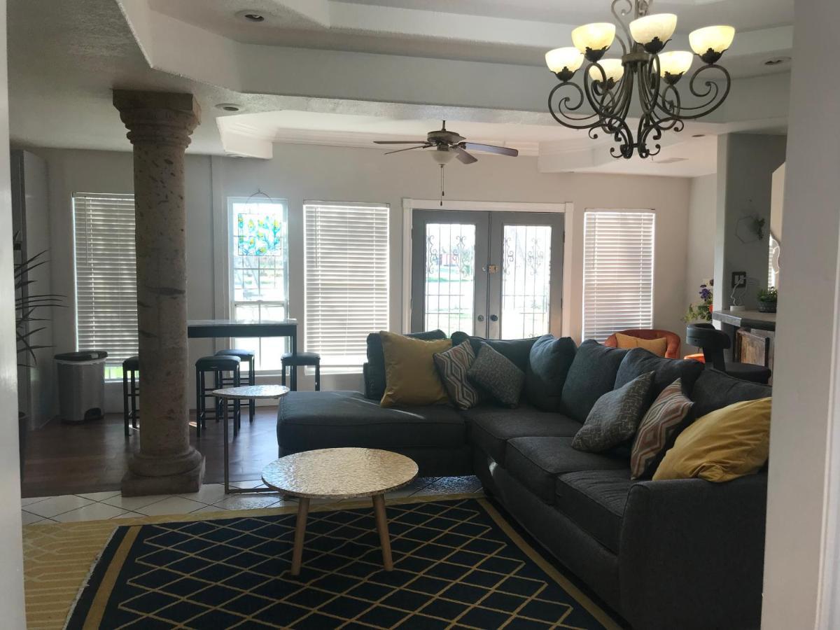 Cheerful 4 Bedroom Home With Pool And Bbq Area With 5Th Bedroom Option Brownsville Ngoại thất bức ảnh